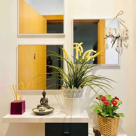 Great Close To Center Valence