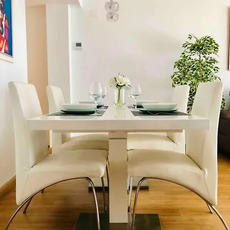 Appartement Great Close To Center *